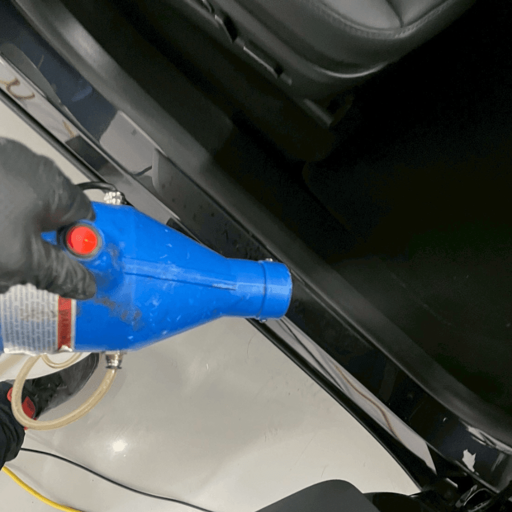 テスラ車内ULVバリア薬剤散布